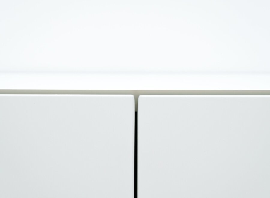 Zwevend Tv meubel met 2 kleppen - in kleur naar keuze