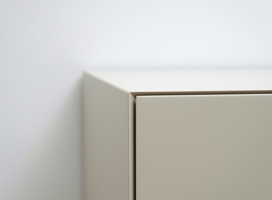 Zwevend Tv meubel met 3 kleppen - in kleur naar keuze