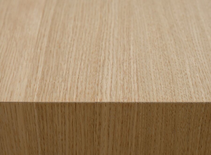 Zwevend tv meubel met 3 kleppen in eiken fineer gelakt