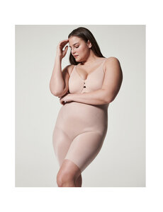 SPANX Shape High-Wasted Mid-thigh Short