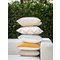 Claudi Sierkussen Velvet mosterd outdoor
