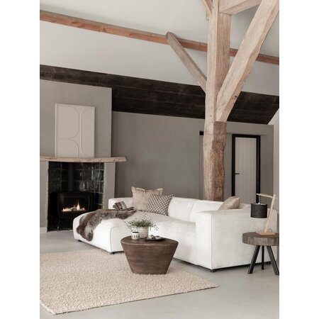 So True by Troubadour Loungebank Day glamorous beige