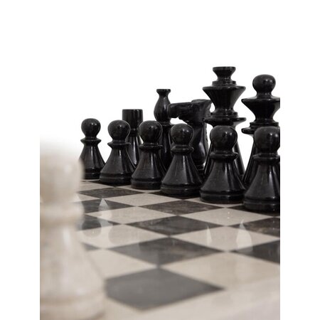 So True by Troubadour Schaakbord Queen's Gambit