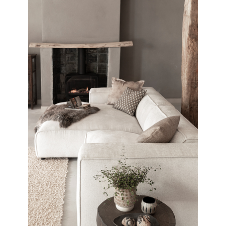 So True by Troubadour Loungebank Day glamorous beige