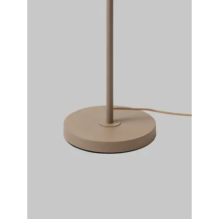 It's about Romi It's about RoMi vloerlamp Izmir zand