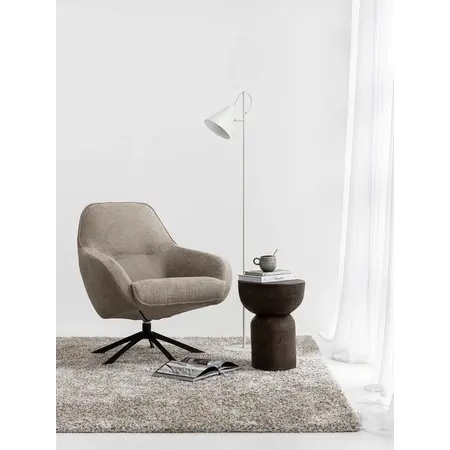 So True by Troubadour Draaifauteuil Chaplin army