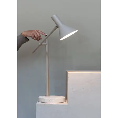 It's about Romi It's about RoMi tafellamp Izmir zand