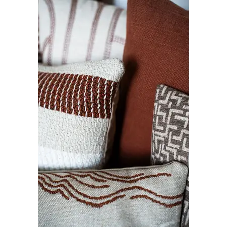 Claudi sierkussen Maddy rust