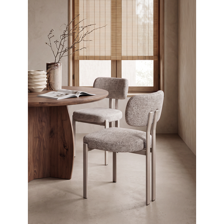 So True by Troubadour Eetkamerstoel Kai zand met beige frame
