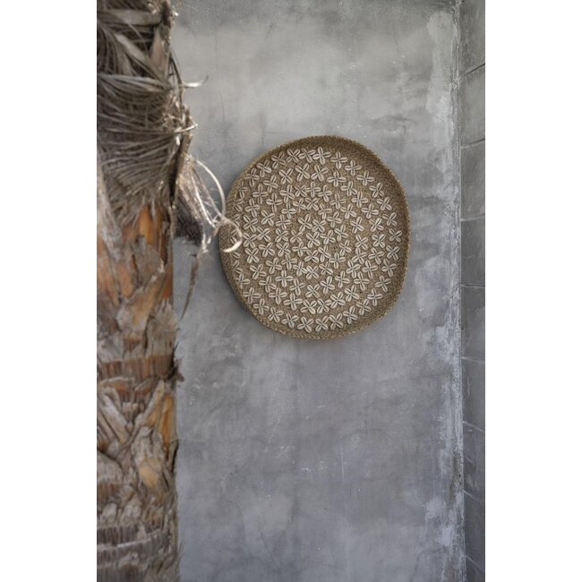 De Costa Shell Plaat Muurdecoratie - ø42x6cm - Naturel/Wit - Schelpen/Gras