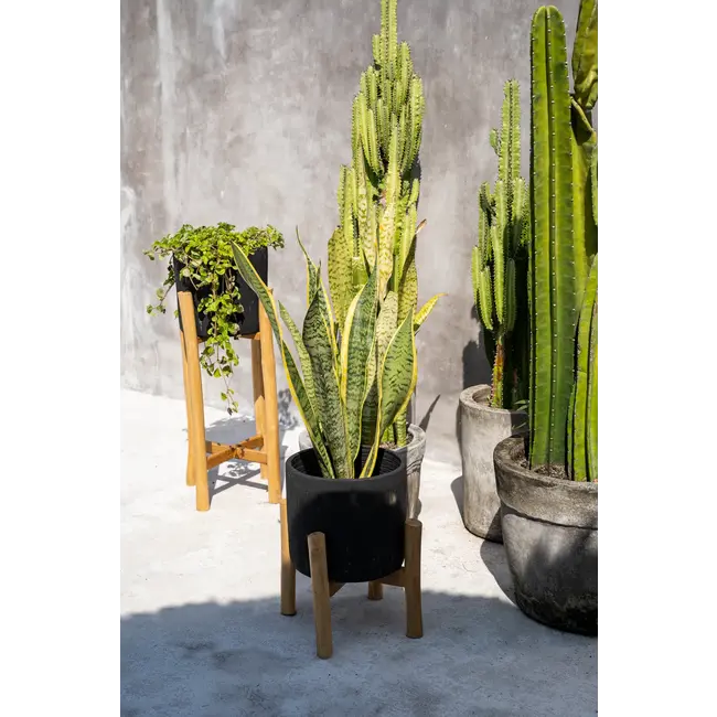 De Charcoal Lage Plantenbak - ø28x36cm - Zwart/Natural - Teakhout/Terracotta