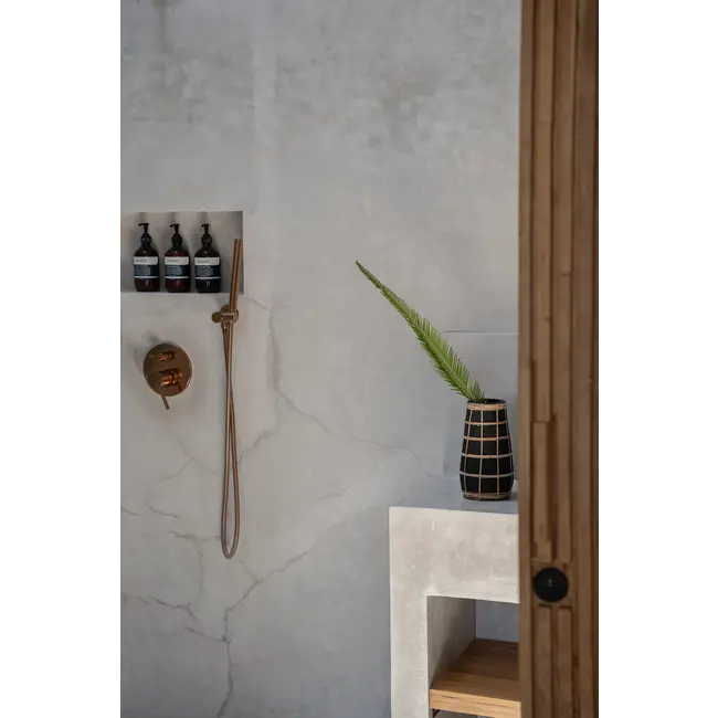 De Cutie Vaas - Zwart Naturel - M