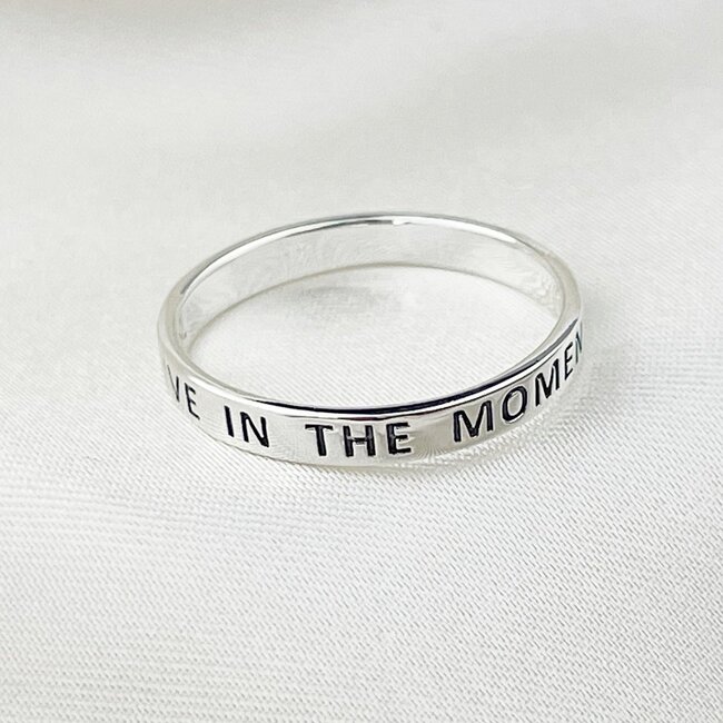 Live in the Moment Ring - 925 Sterling Zilver met Gravure