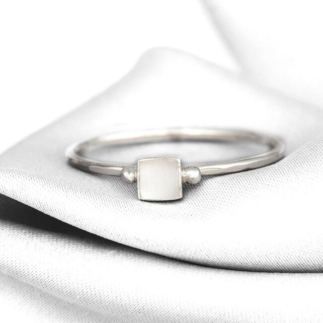 Parelmoerring - 925 Zilver Minimalistisch Design