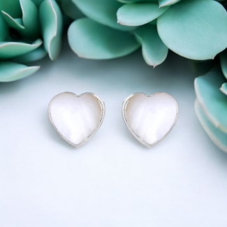 Parelmoer Hart Oorknopjes - 925 Zilver - Mini Oorbellen