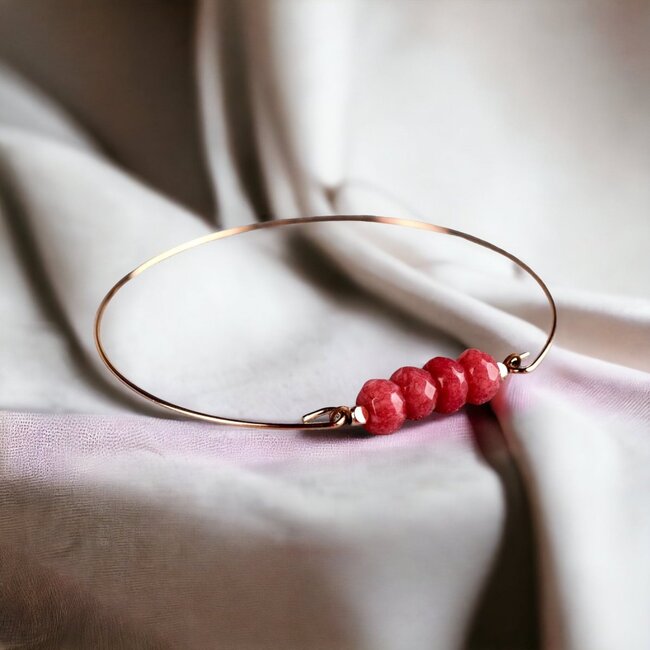 Rosé Vergulde Armband met Rode Jade - Verstelbare Bangle