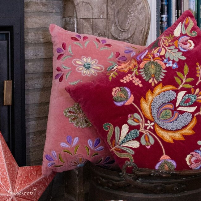 Sierkussen Sofia - Velvet - Roze - Bloemenborduur