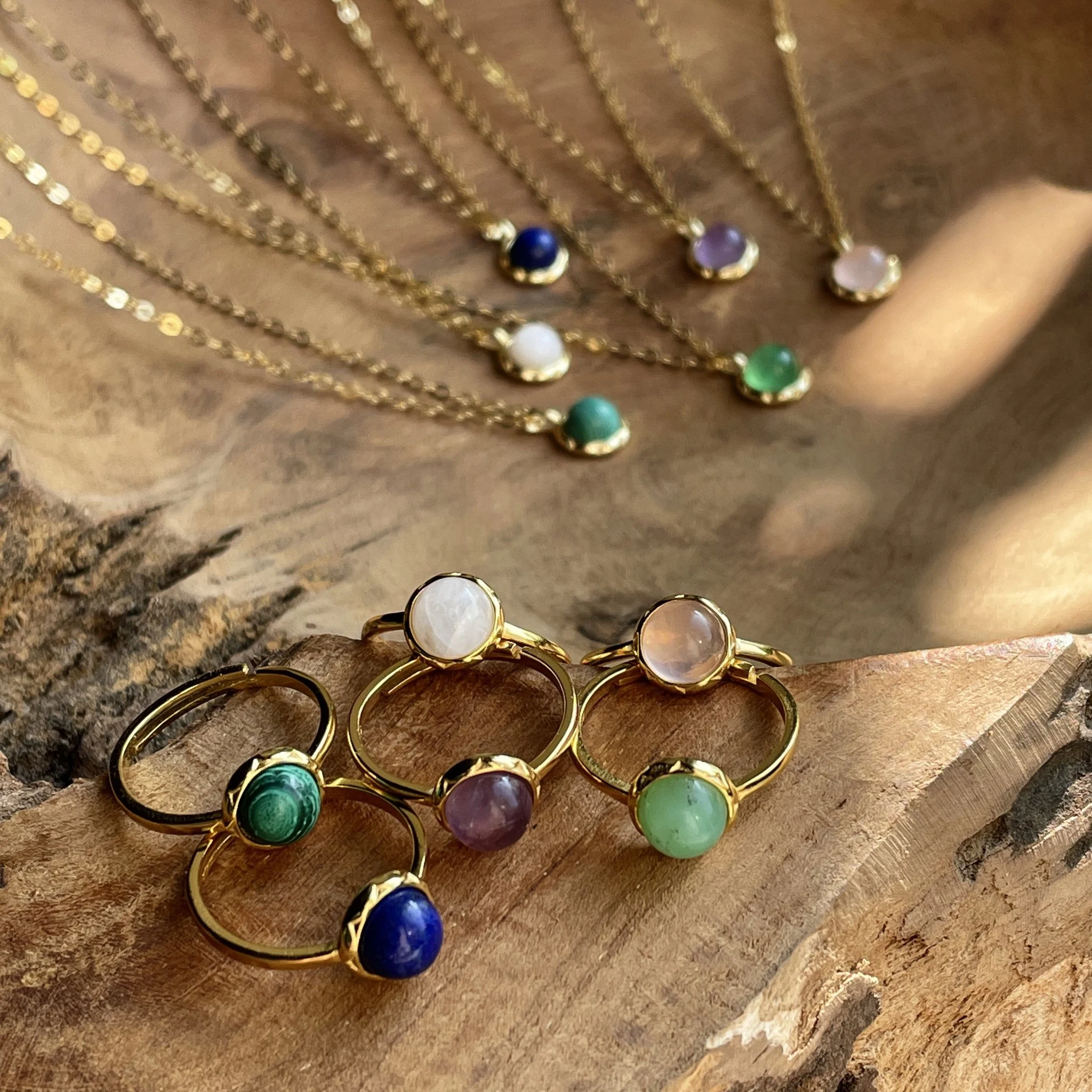 Ringen met edelsteen - Tijdloze stijl en betekenis