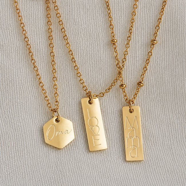 Ketting Goudkleurig met Oma Gravure Bedel