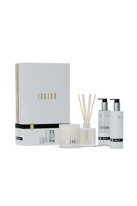 Luxury Moments Black 22