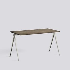 Pyramid Table 01