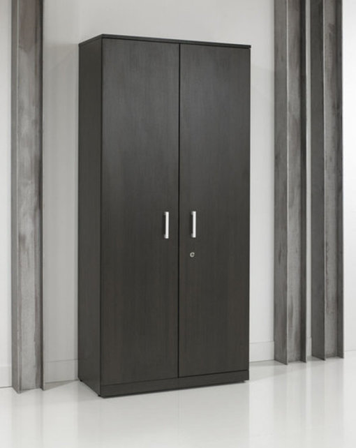 Houten draaideurkast Houten draaideurkast