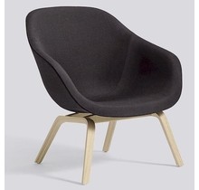 About A Lounge Chair AAL 83