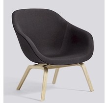 About A Lounge Chair AAL 83