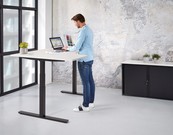 Elektrisch wingbureau zit/sta 180x120cm