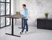 Elektrisch wingbureau zit/sta 180x120cm