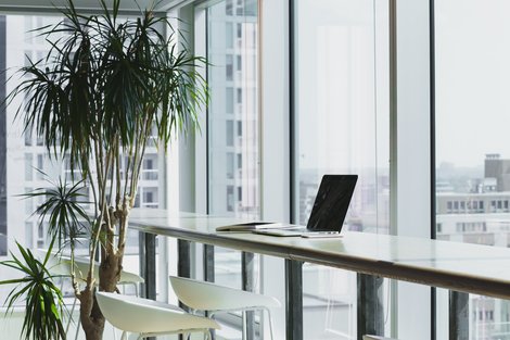 Hybride werken: een flexibele kantoorinrichting