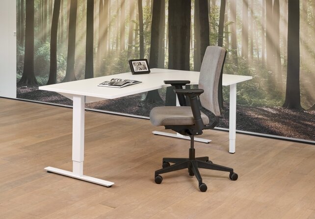 Essential Wingbureau 160x120cm Essential Wingbureau 160x120cm