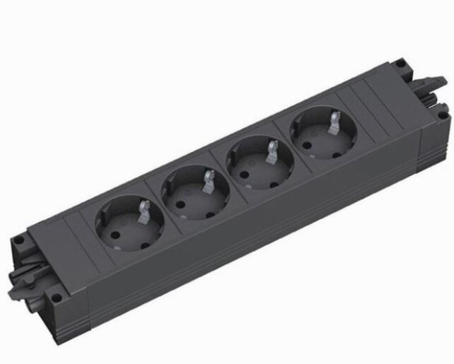 GST18 Stekkerblok 4x stroom (incl. aansluitkabel 3 meter)