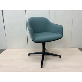 Vitra Softshell Chair blauwgroen
