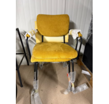 Zuiver Benson Armstoel Oker - Gloednieuwe designstoelen