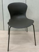 Kunststof vlinderstoel Black Curve