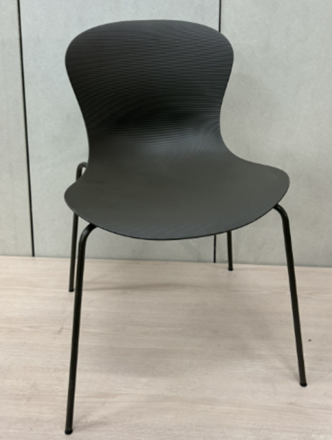 Kunststof vlinderstoel Black Curve