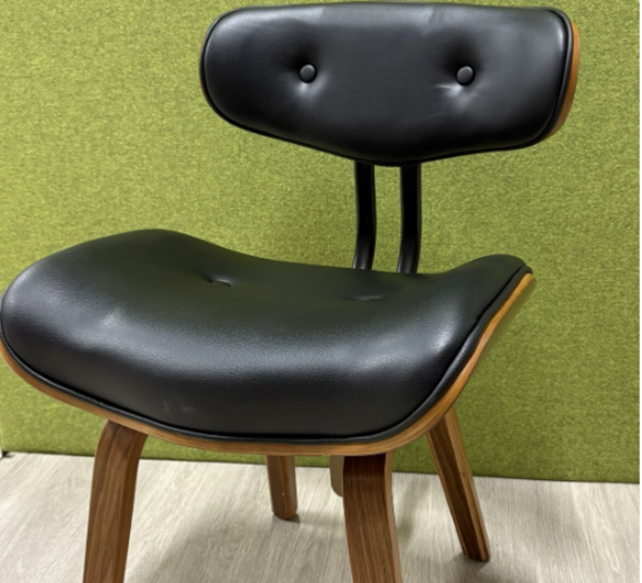 Dutchbone Blackwood Eetkamerstoel – Zwart/Walnoot