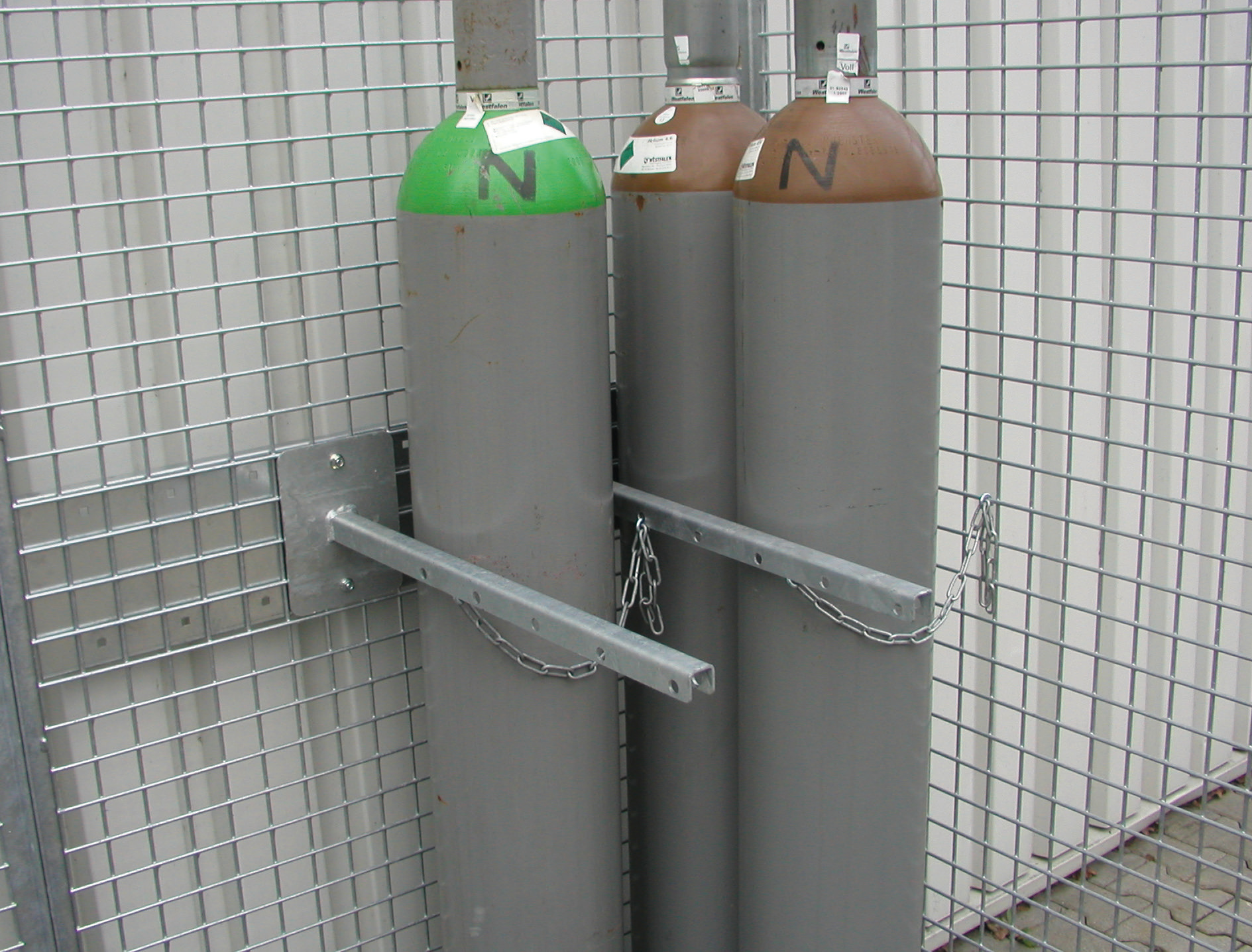 Fixation pour bouteille de gaz type, galvanisé à chaud