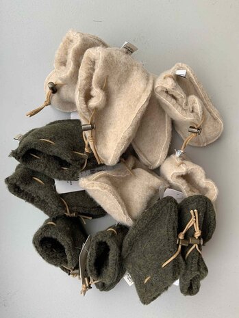Alwero babyslofjes - khaki Alwero babyslofjes - khaki