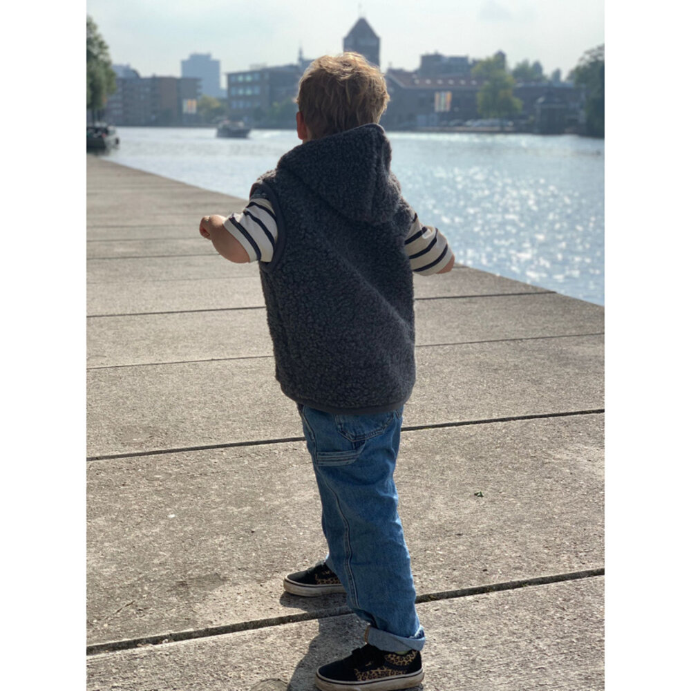 Alwero hooded bodywarmer alpen junior robby - graphite Alwero hooded bodywarmer alpen junior robby - graphite