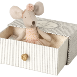 Maileg Dance mouse in daybed - little sister