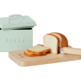 Maileg Breadbox w. utensils
