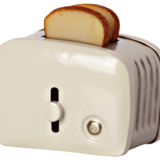 Maileg Toaster off white