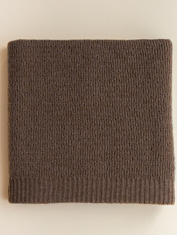 Hvid Blanket Flora Walnut