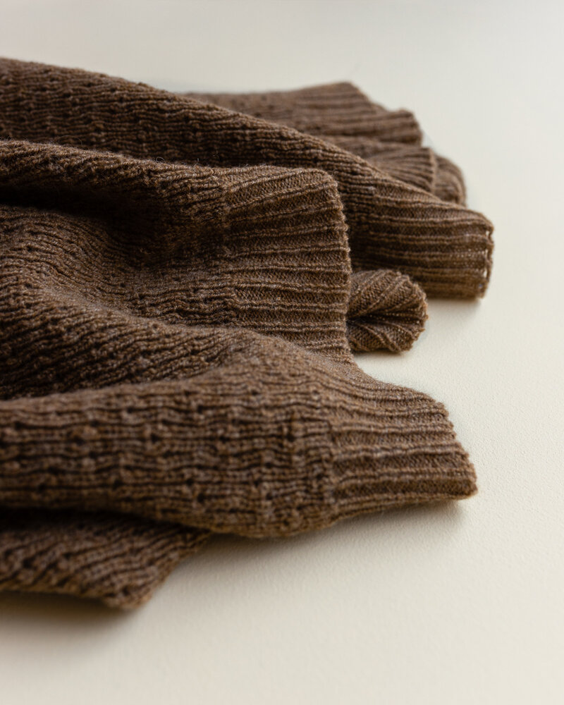 Hvid Blanket Flora Walnut