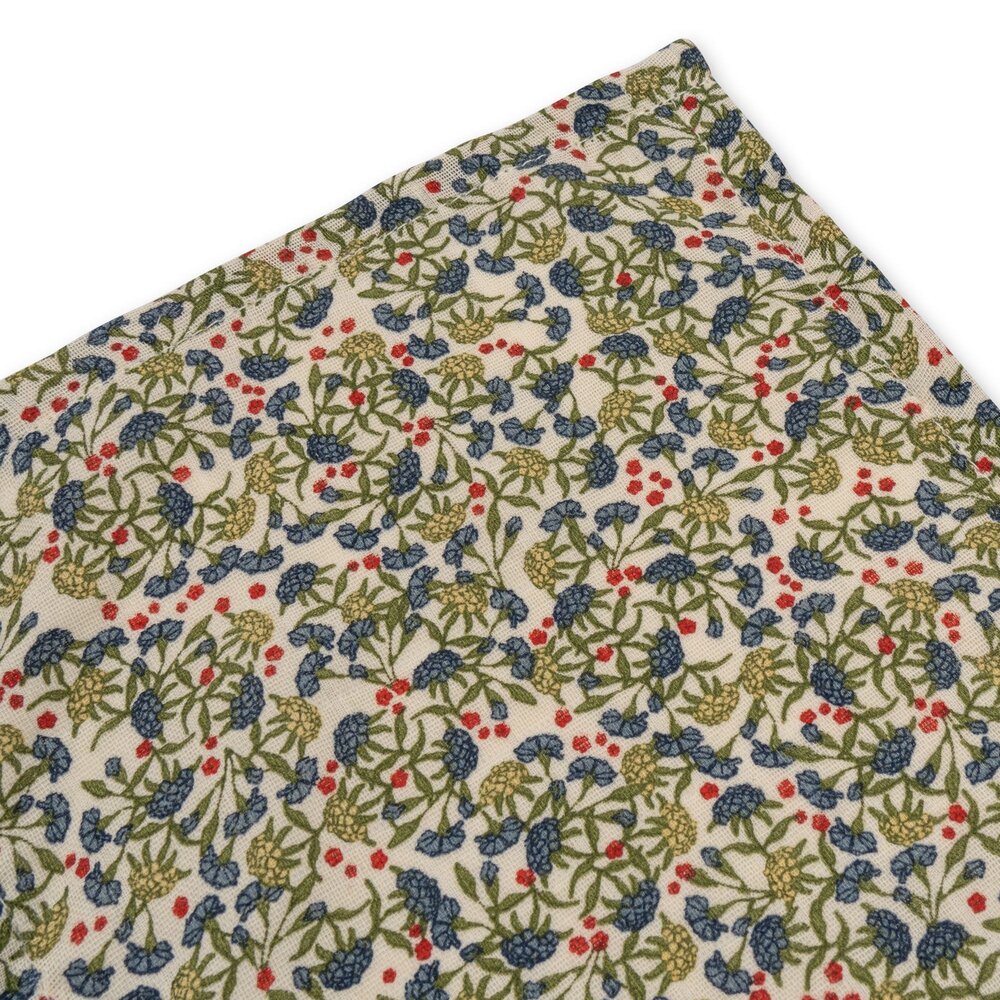 Konges Slojd DOLL NURSERY SET - jardin des fleurs