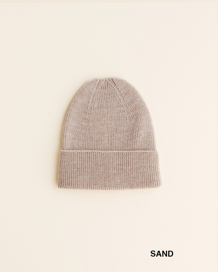 Hvid Babymuts beanie Fonzie NEWBORN Sand
