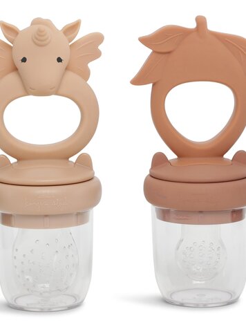 Konges Slojd SILICONE FRUIT FEEDING PACIFIER UNICORN ROSE SAND/BROWN CLAY