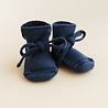 Hvid babyslofjes van merinowol donkerblauw